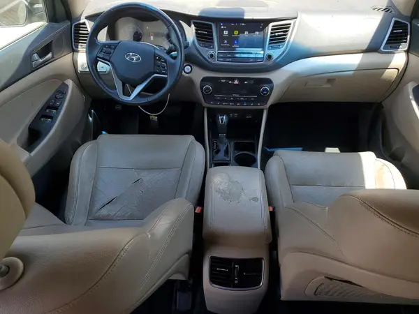 KM8J33A20GU032541 2016 HYUNDAI TUCSON - Image 8