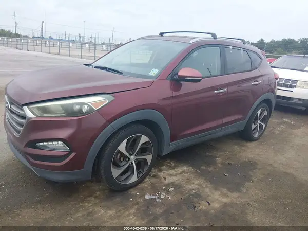 KM8J33A20GU038422 2016 HYUNDAI TUCSON - Image 2