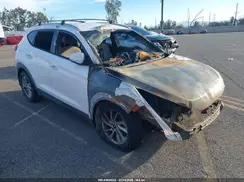 KM8J33A20GU038713 2016 HYUNDAI TUCSON