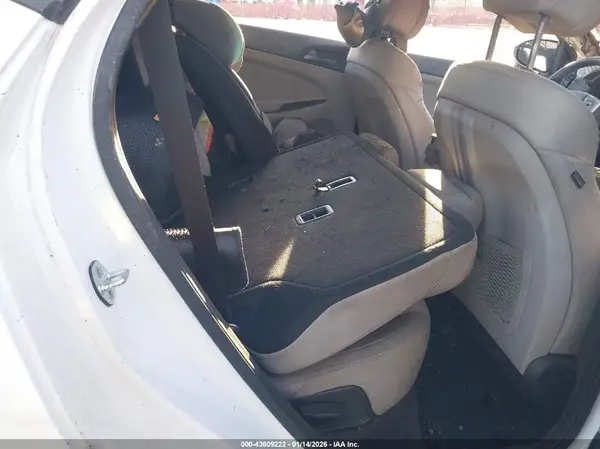 KM8J33A20GU038713 2016 HYUNDAI TUCSON - Image 8