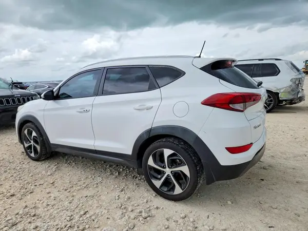 KM8J33A20GU069010 2016 HYUNDAI TUCSON - Image 2