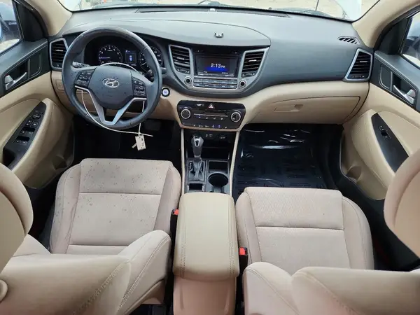 KM8J33A20GU069010 2016 HYUNDAI TUCSON - Image 8