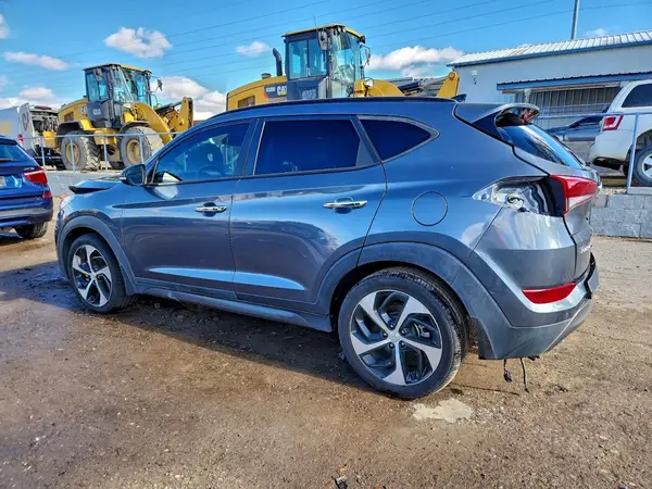 KM8J33A20GU074658 2016 HYUNDAI TUCSON - Image 2