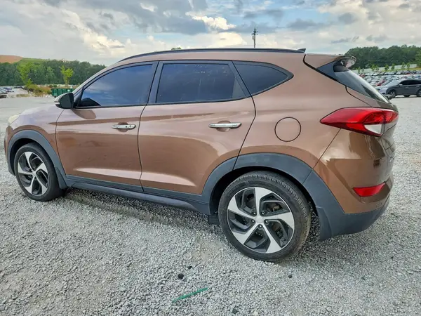 KM8J33A20GU076961 2016 HYUNDAI TUCSON - Image 2