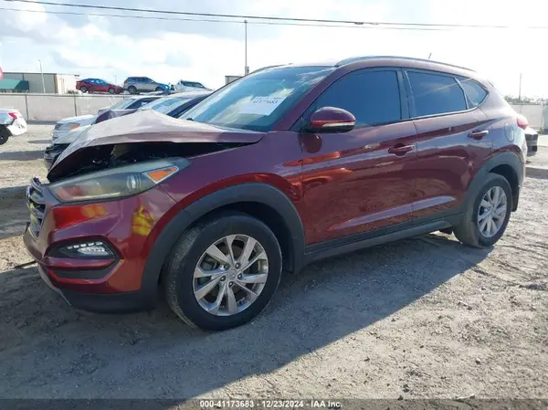 KM8J33A20GU098751 2016 HYUNDAI TUCSON - Image 2