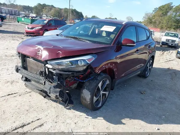KM8J33A20GU099883 2016 HYUNDAI TUCSON - Image 2