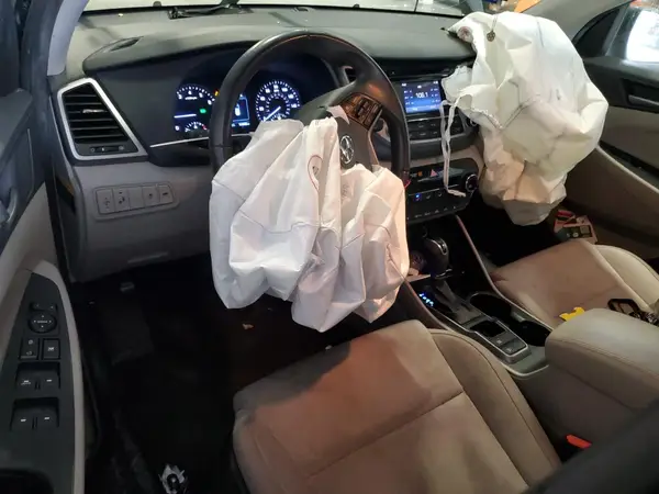 KM8J33A20GU113619 2016 HYUNDAI TUCSON - Image 8