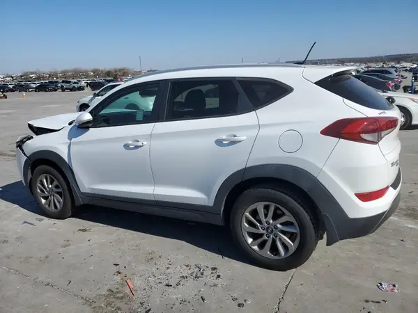 KM8J33A20GU121672 2016 HYUNDAI TUCSON - Image 2