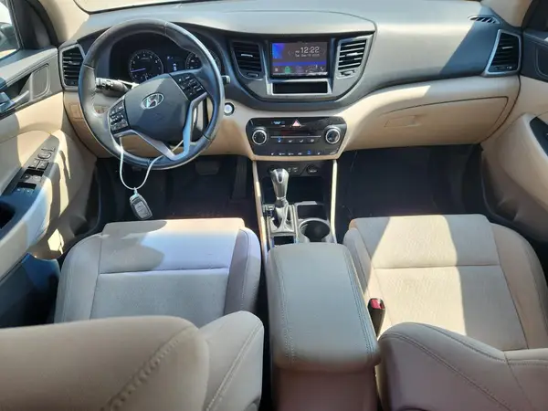 KM8J33A20GU134342 2016 HYUNDAI TUCSON - Image 8