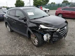 KM8J33A20GU138813 2016 HYUNDAI TUCSON