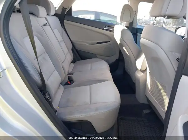 KM8J33A20GU152145 2016 HYUNDAI TUCSON - Image 8