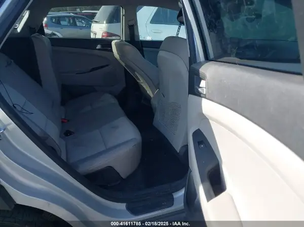 KM8J33A20GU165154 2016 HYUNDAI TUCSON - Image 8