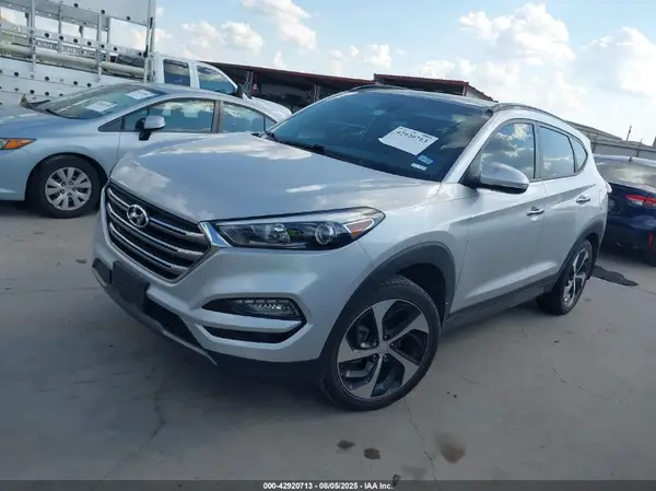 KM8J33A20GU182181 2016 HYUNDAI TUCSON - Image 2