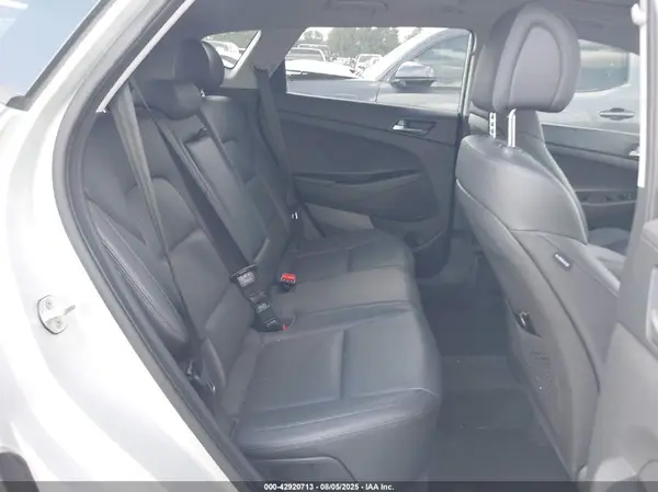 KM8J33A20GU182181 2016 HYUNDAI TUCSON - Image 8