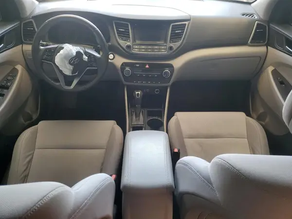 KM8J33A20GU195576 2016 HYUNDAI TUCSON - Image 8