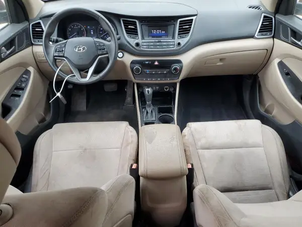 KM8J33A20GU203451 2016 HYUNDAI TUCSON - Image 8