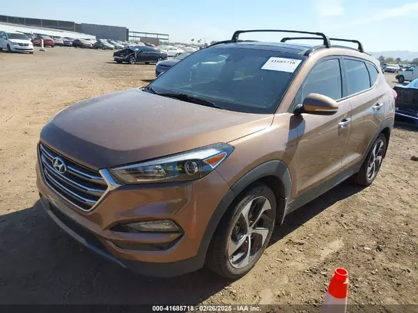 KM8J33A20GU211615 2016 HYUNDAI TUCSON - Image 2