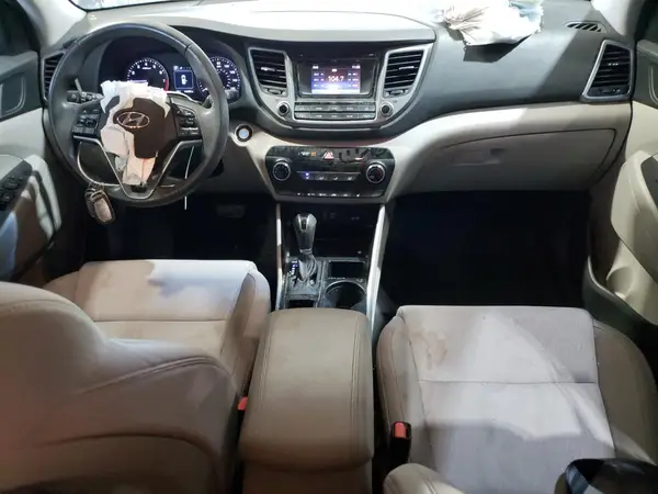 KM8J33A20GU225935 2016 HYUNDAI TUCSON - Image 8