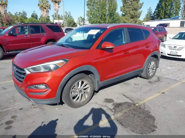KM8J33A20GU229712 2016 HYUNDAI TUCSON - Image 2