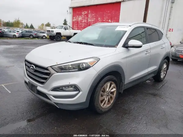 KM8J33A20GU233551 2016 HYUNDAI TUCSON - Image 2