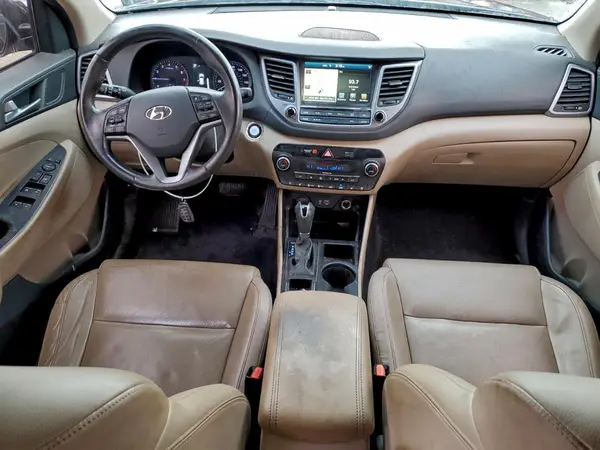 KM8J33A20GU262211 2016 HYUNDAI TUCSON - Image 8