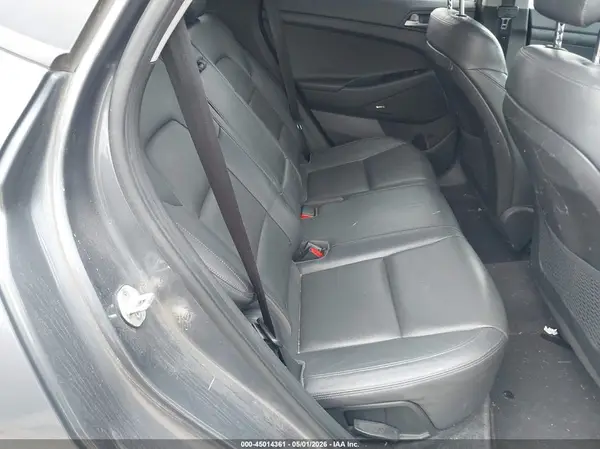 KM8J33A20HU291564 2017 HYUNDAI TUCSON - Image 8