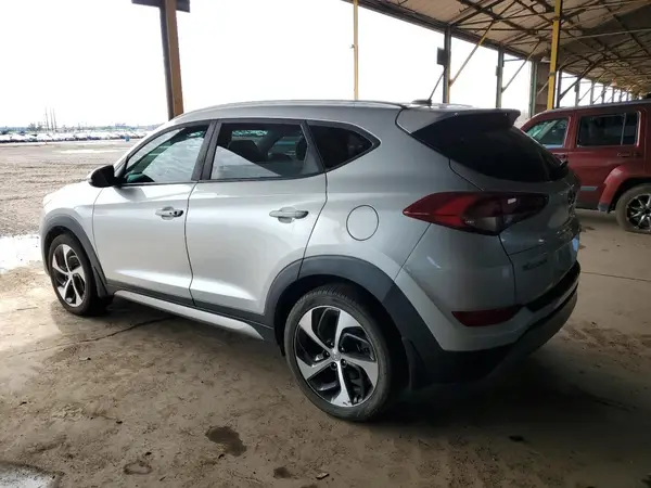 KM8J33A20HU291886 2017 HYUNDAI TUCSON - Image 2