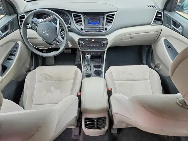KM8J33A20HU294576 2017 HYUNDAI TUCSON - Image 8
