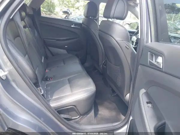 KM8J33A20HU297123 2017 HYUNDAI TUCSON - Image 8