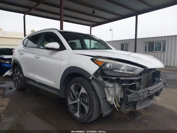 KM8J33A20HU301994 2017 HYUNDAI TUCSON - Image 1