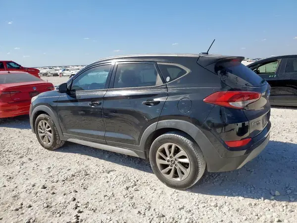 KM8J33A20HU339113 2017 HYUNDAI TUCSON - Image 2