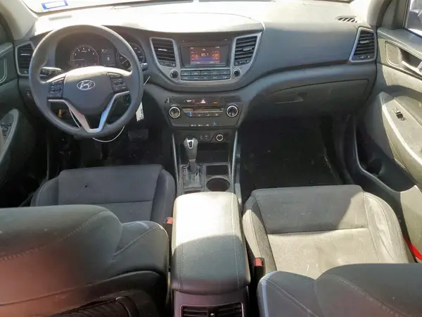KM8J33A20HU339113 2017 HYUNDAI TUCSON - Image 8