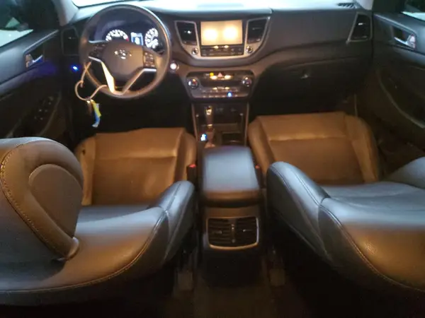 KM8J33A20HU386495 2017 HYUNDAI TUCSON - Image 8