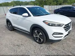 KM8J33A20HU390627 2017 HYUNDAI TUCSON