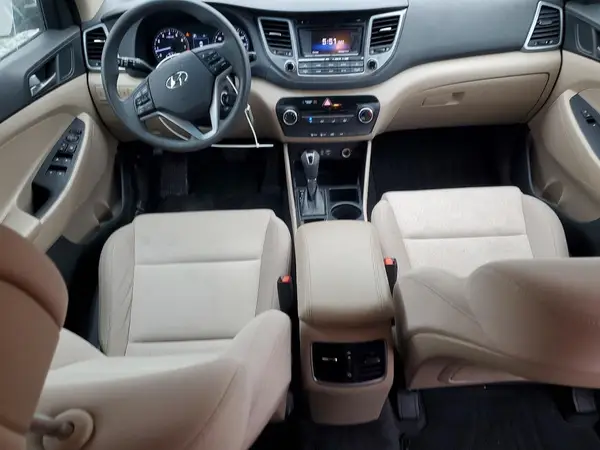 KM8J33A20HU395651 2017 HYUNDAI TUCSON - Image 8