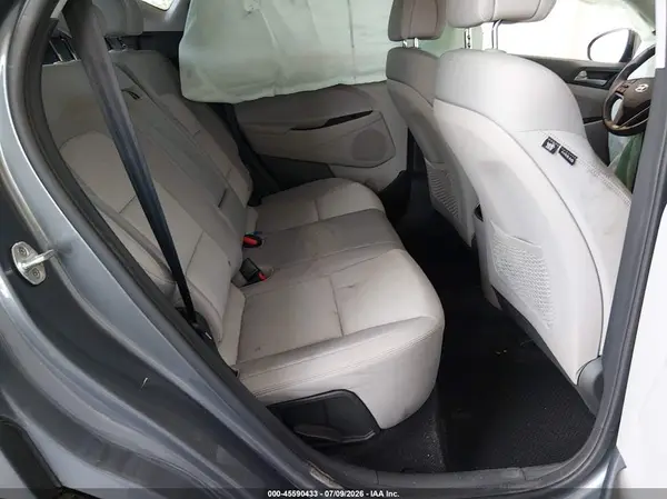 KM8J33A20HU397139 2017 HYUNDAI TUCSON - Image 8