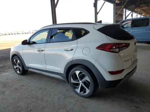 KM8J33A20HU467917 2017 HYUNDAI TUCSON - Image 2
