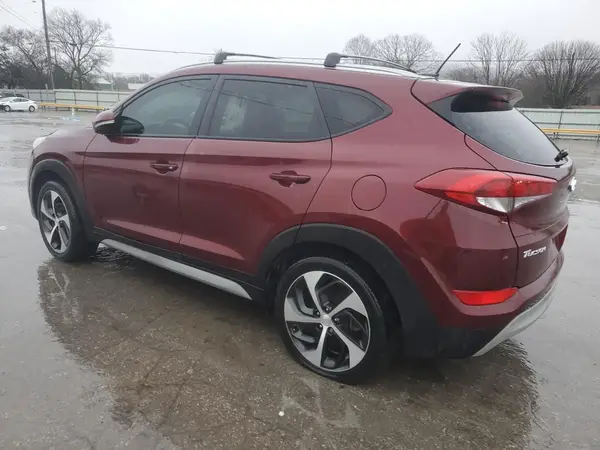 KM8J33A20HU472440 2017 HYUNDAI TUCSON - Image 2