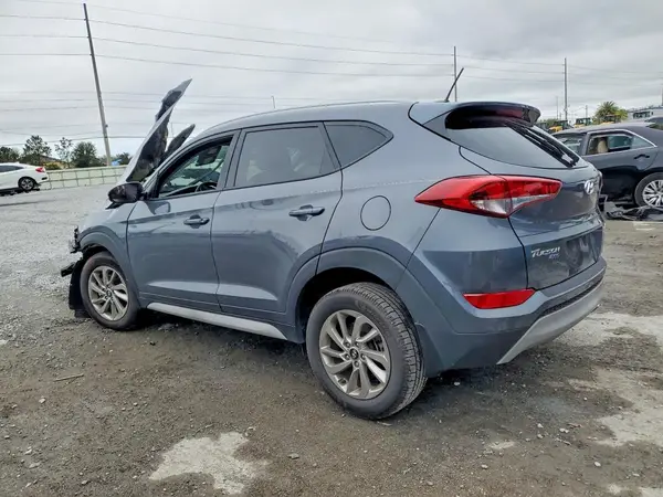 KM8J33A20HU476939 2017 HYUNDAI TUCSON - Image 2