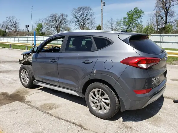 KM8J33A20HU500835 2017 HYUNDAI TUCSON - Image 2