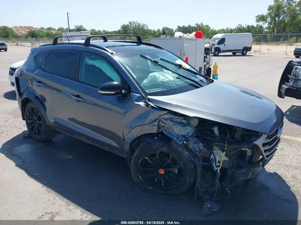KM8J33A20HU504559 2017 HYUNDAI TUCSON - Image 1
