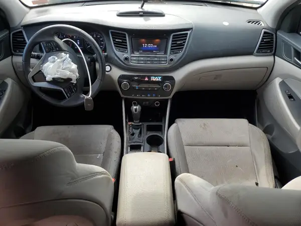 KM8J33A20HU514606 2017 HYUNDAI TUCSON - Image 8