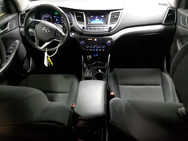 KM8J33A20HU549890 2017 HYUNDAI TUCSON - Image 8