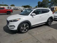 KM8J33A20HU581982 2017 HYUNDAI TUCSON
