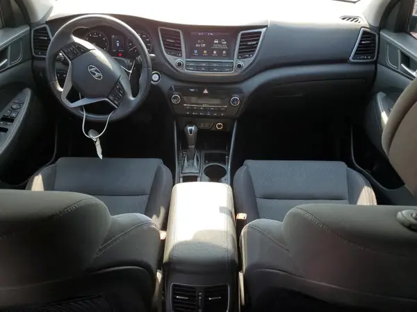 KM8J33A20JU629003 2018 HYUNDAI TUCSON - Image 8