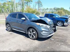 KM8J33A20JU670473 2018 HYUNDAI TUCSON