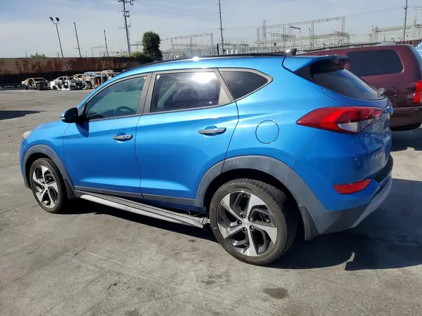 KM8J33A20JU734706 2018 HYUNDAI TUCSON - Image 2