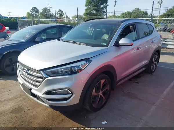 KM8J33A20JU757287 2018 HYUNDAI TUCSON - Image 2