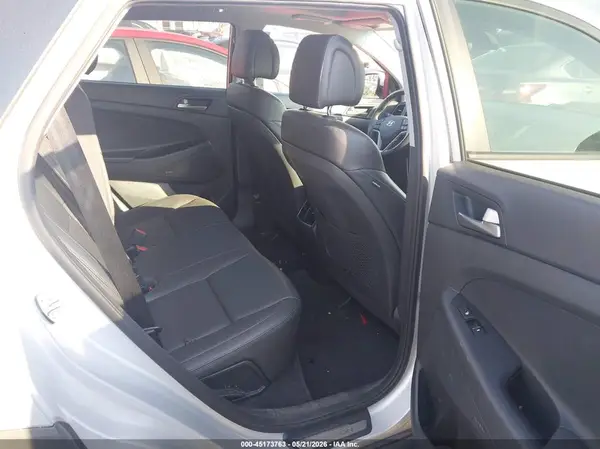 KM8J33A20JU757287 2018 HYUNDAI TUCSON - Image 8