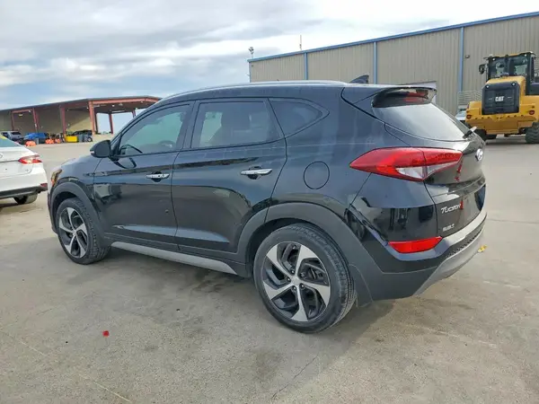 KM8J33A20JU758102 2018 HYUNDAI TUCSON - Image 2